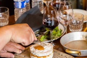 Paris: Le Marais Private Guided Food Tour with 10 French Tastings